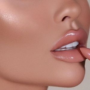 💄*NEW* HOURGLASS Lip Stylo (Peacemaker)